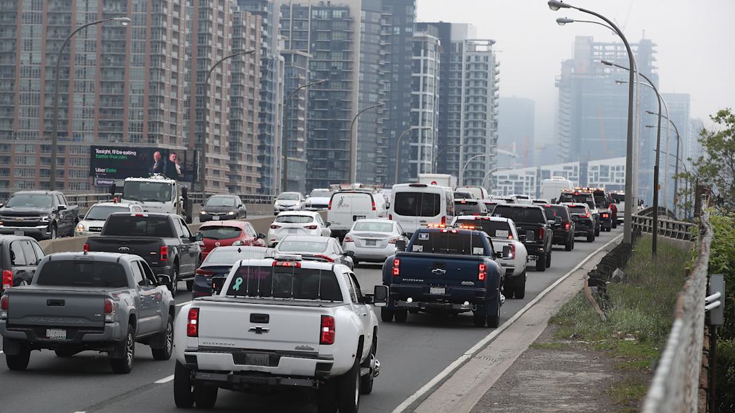 Canada says it will ban sale of new fuel-powered vehicles from 2035