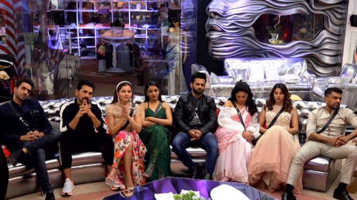 Bigg Boss 14 Weekend Ka Vaar LIVE: Neha Kakkar to grace the show, one contestant to get eliminated tonight