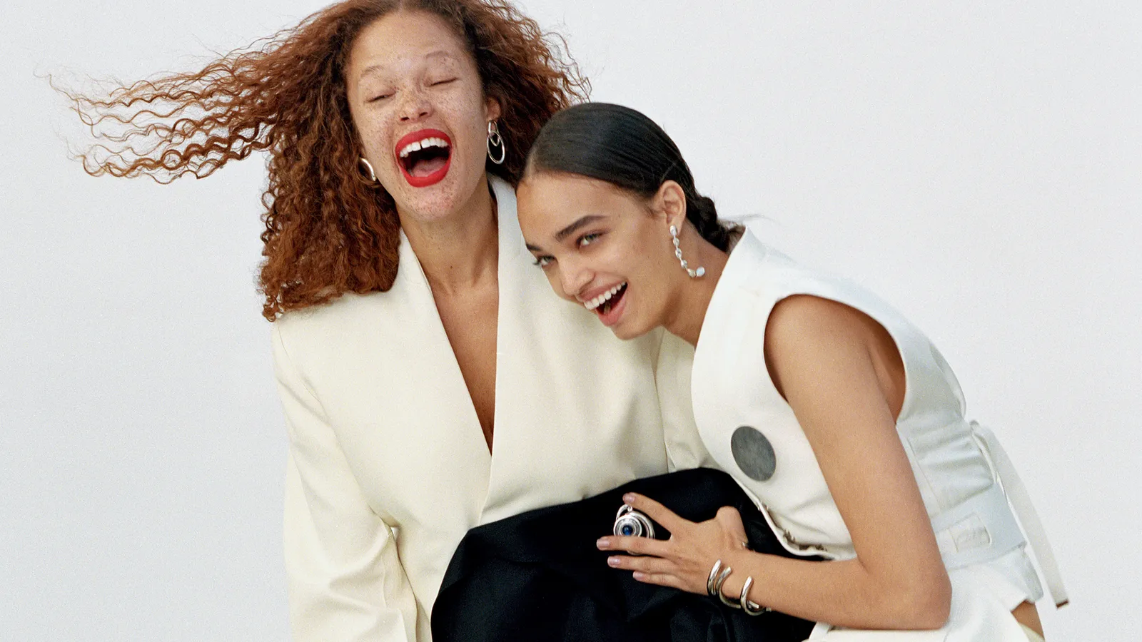 Going Minimalist? Here Are 35 Style Staples to Get You Started