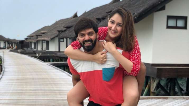 Arya and Sayyeshaa welcome baby girl, actor Vishal confirms the happy news