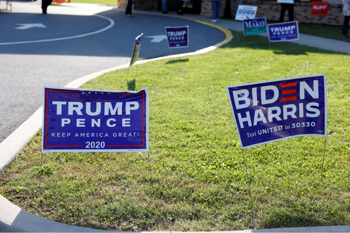Global Stocks Sweat on US Election Race, Safe-haven Bonds Gain
