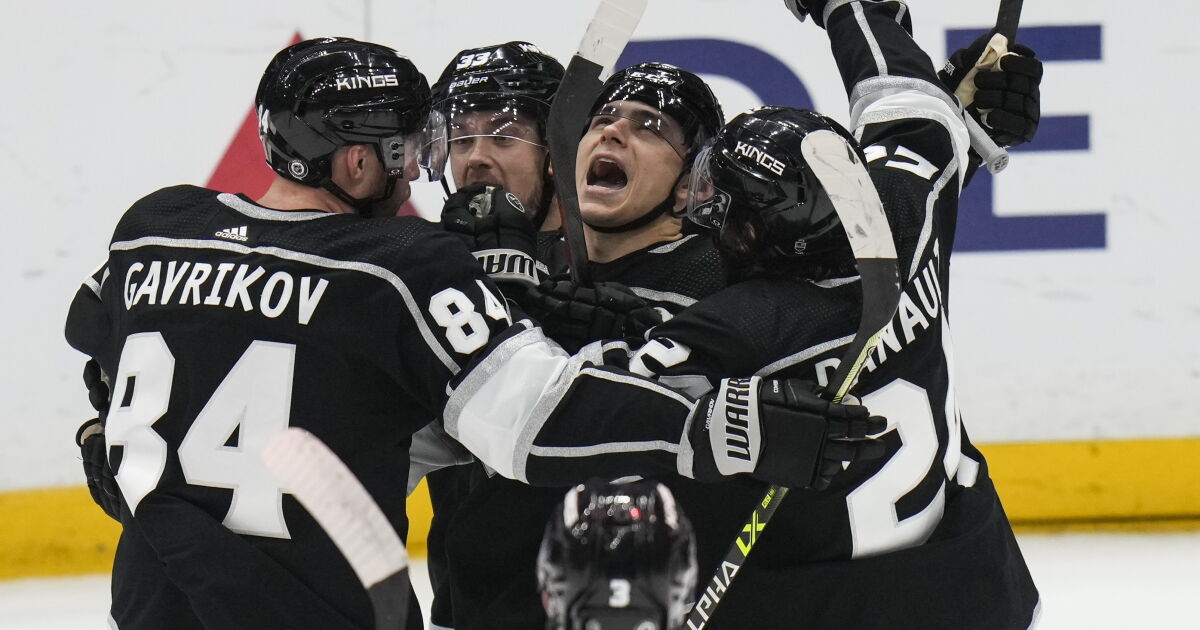 NHL roundtable: Can the Kings really make a run at the Stanley Cup?