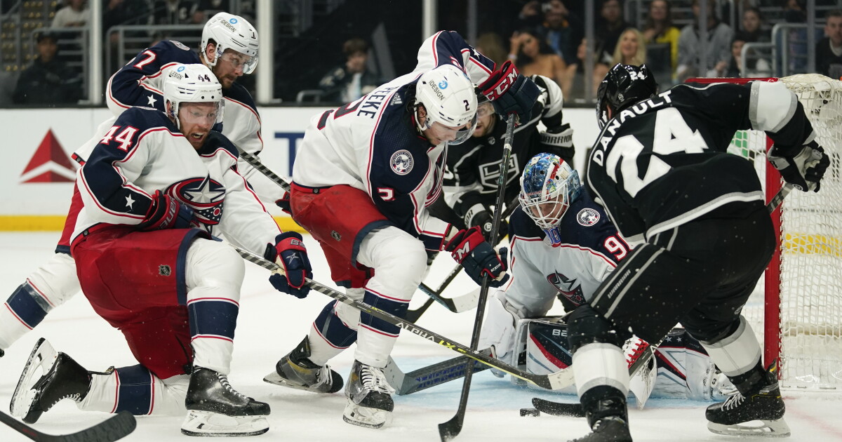 Kings bolster their playoff chances with 2-1 victory over Blue Jackets
