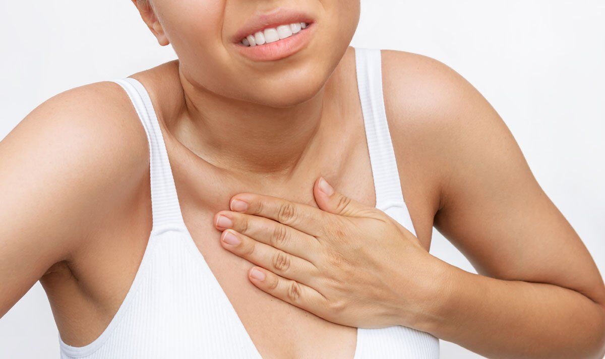 Three signs in the upper body associated with stage 4 cancer