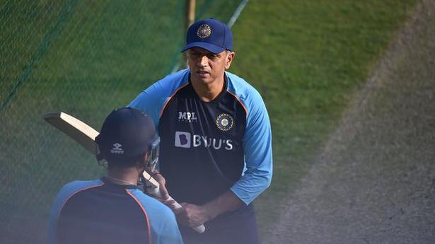 Rahul Dravid stresses on good team performance in South Africa