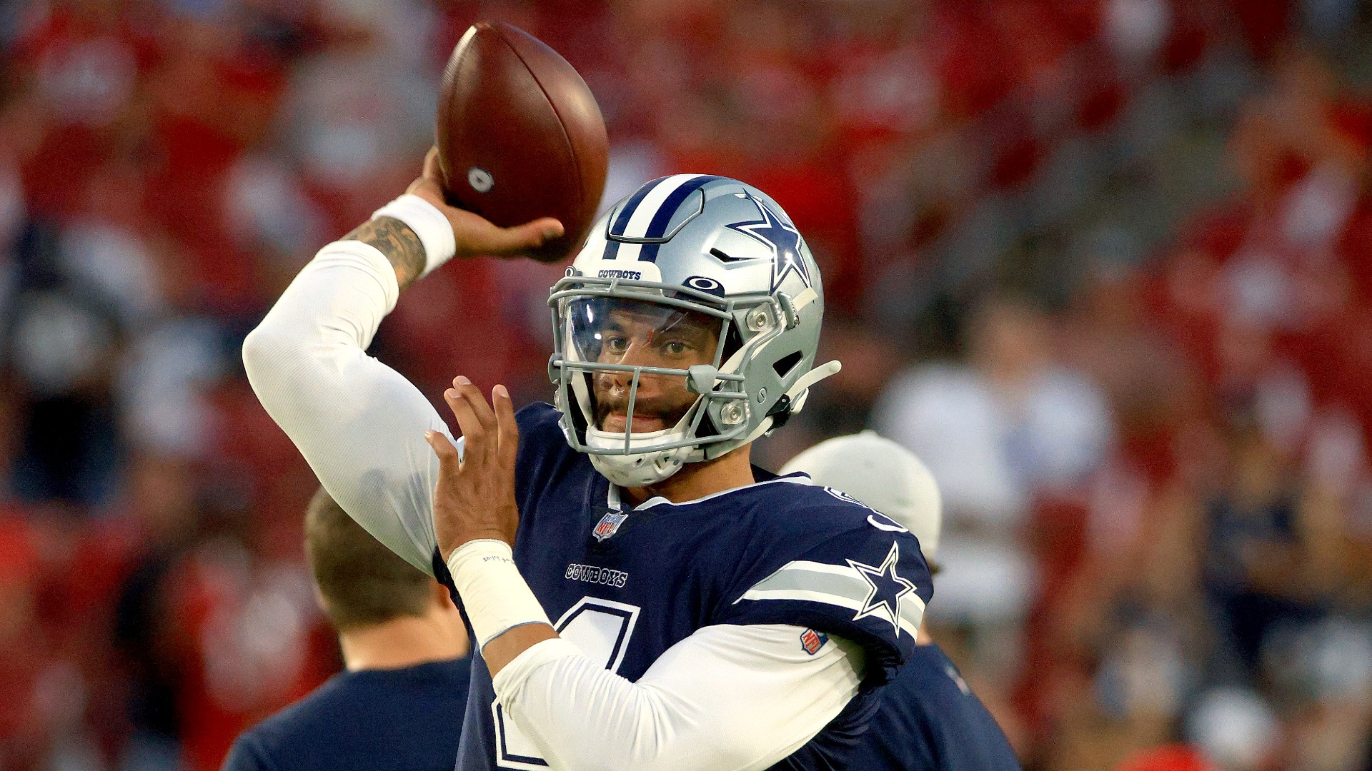 What's up with Dak Prescott's arm? QB's arm strength questioned during Cowboys vs. Buccaneers