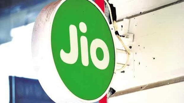 Jio tops 4G download speed, Vodafone Idea in upload speed in November