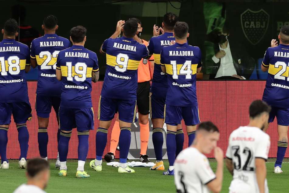 Boca players in moving Maradona tribute to legend's daughter: 'To honour the best, you must play well'