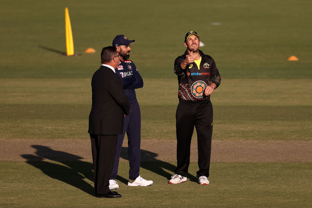 India Vs Australia, 3rd T20I Toss and Playing XI Update: Kohli elects to field as Finch returns for Australia