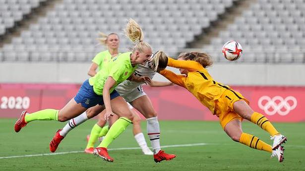 Sweden ends USA’s women’s 44-game run