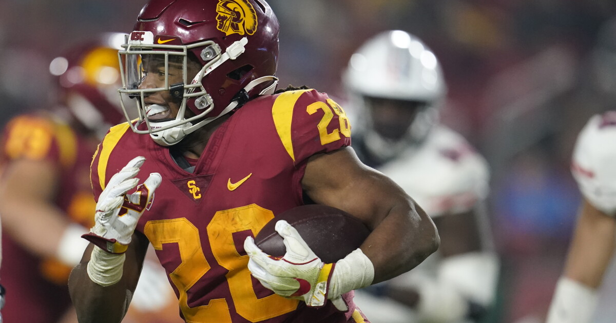 USC's Keaontay Ingram 'feels great' after rolling ankle against Arizona State