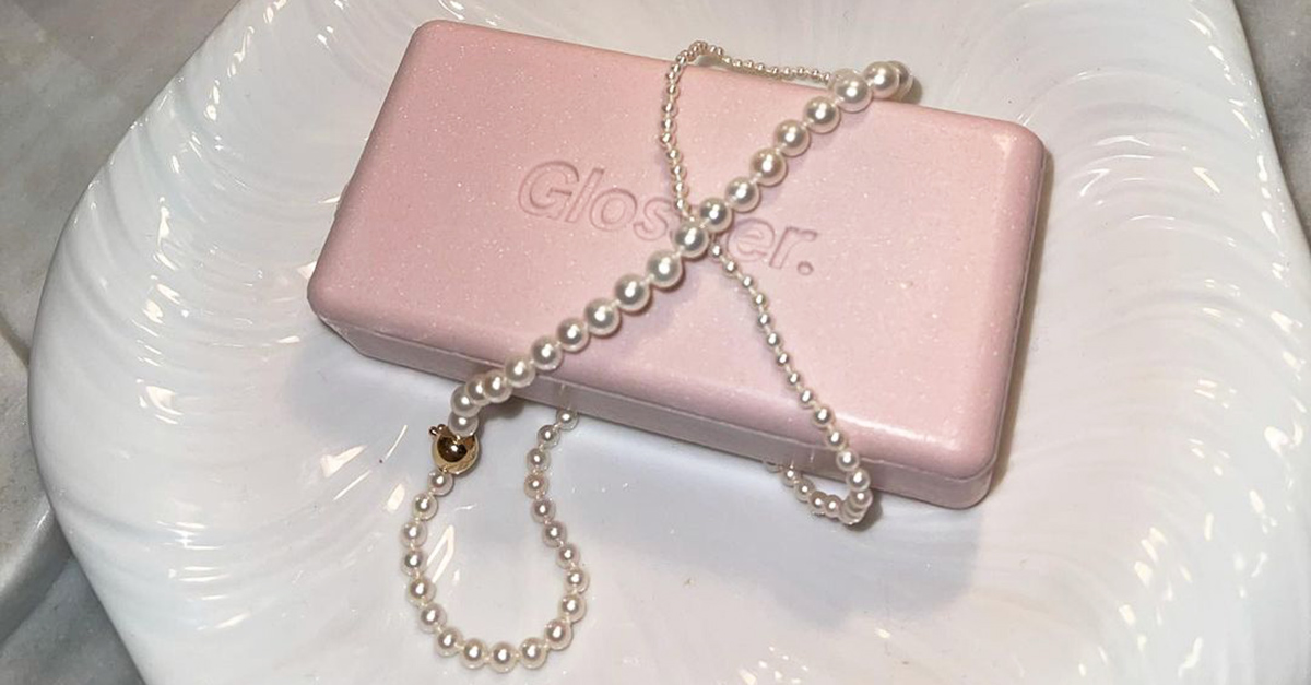 The Jewelry Trend Everyone Is Suddenly Ordering
