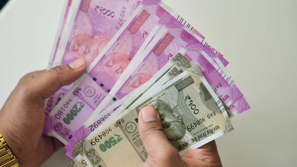 For gains in long term, go for regular performers