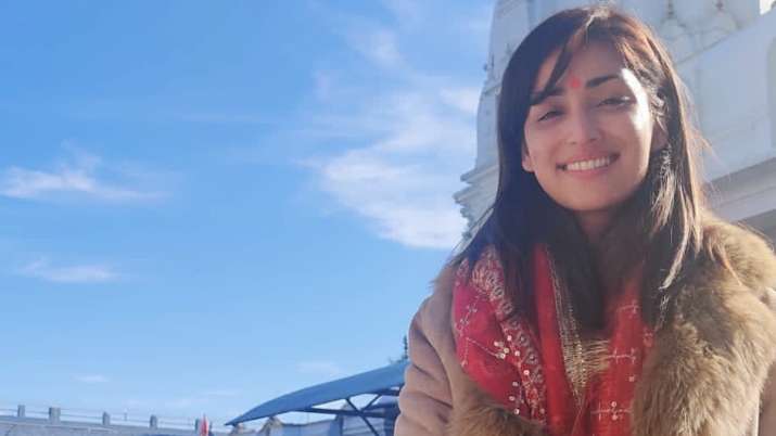 Yami Gautam starts her day with divine blessings on birthday