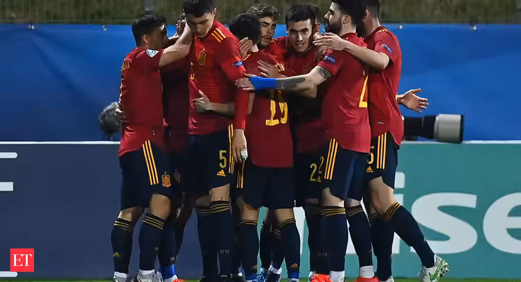 Spain sends extra Euro 2020 squad home after outbreak scare