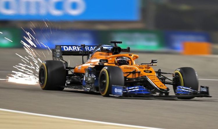 F1 video: The moment Carlos Sainz spins out during Bahrain Grand Prix qualifying