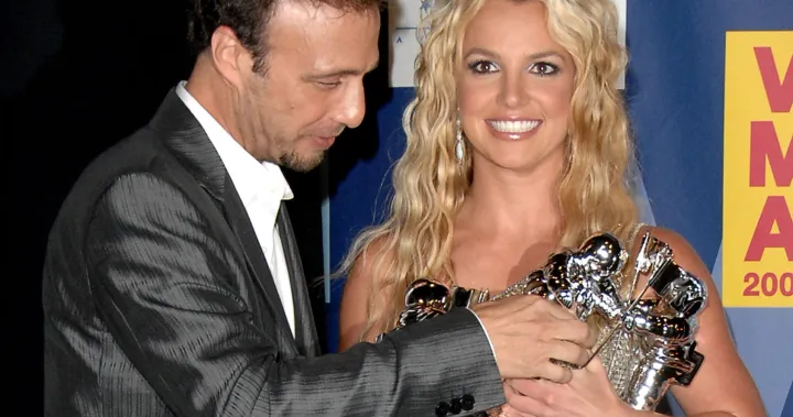 Britney Spears’ longtime manager Larry Rudolph resigns, says singer is retiring from music
