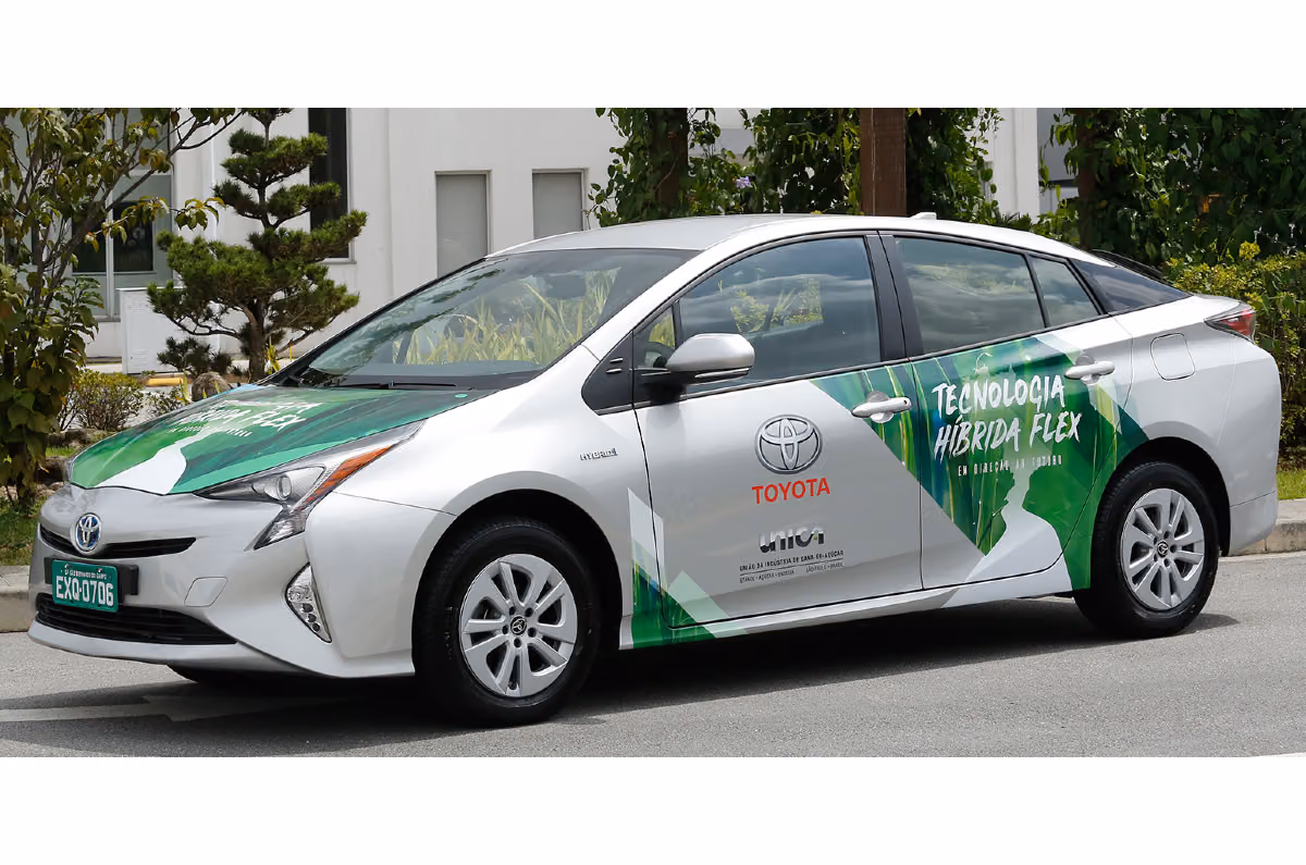 Toyota Flex-fuel car to be unveiled on September 28, annoucnes Nitin Gadkari