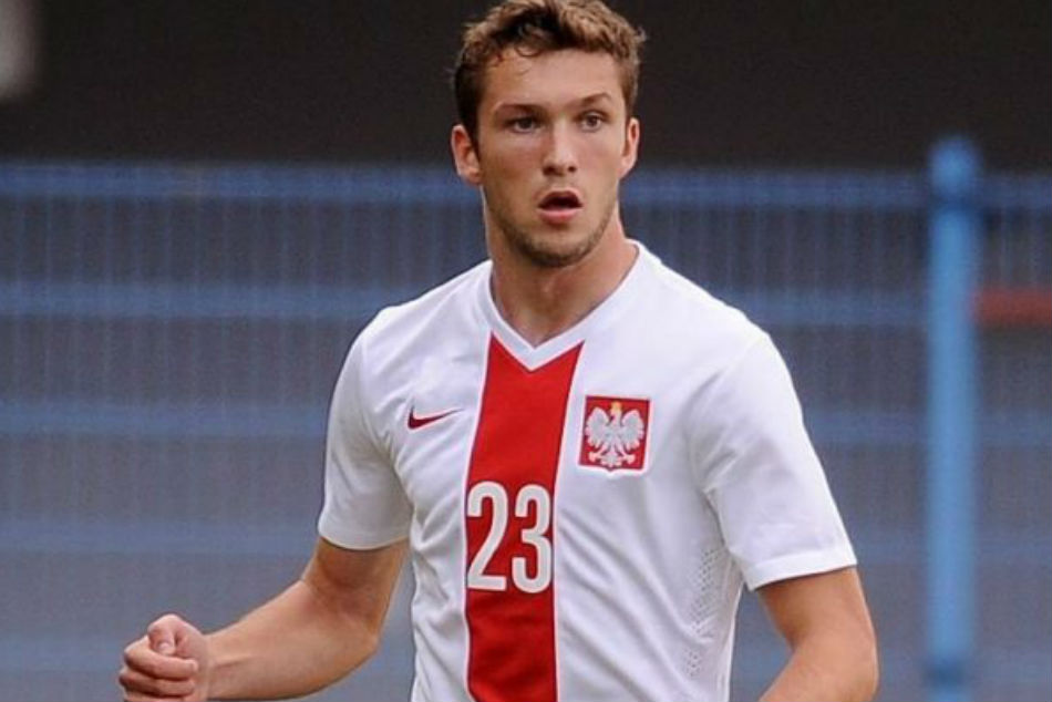 Chelsea, Liverpool and Man United monitoring defender Sebastian Walukiewicz: Things to know about him