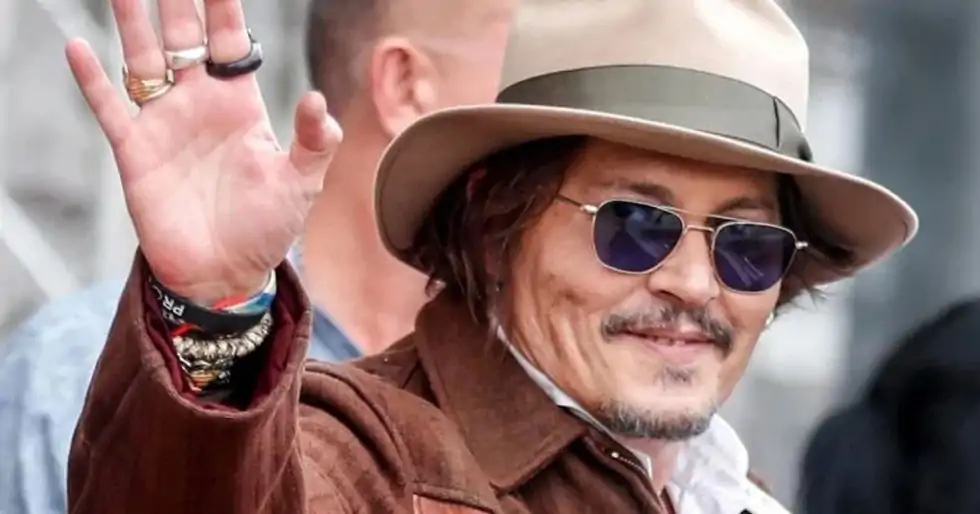 Johnny Depp shares a video thanking all his fans for their support