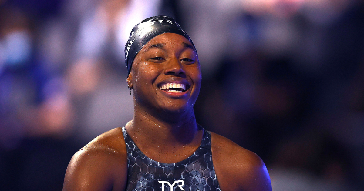 After grueling year, Simone Manuel wins 50-meter freestyle to make U.S. Olympic team
