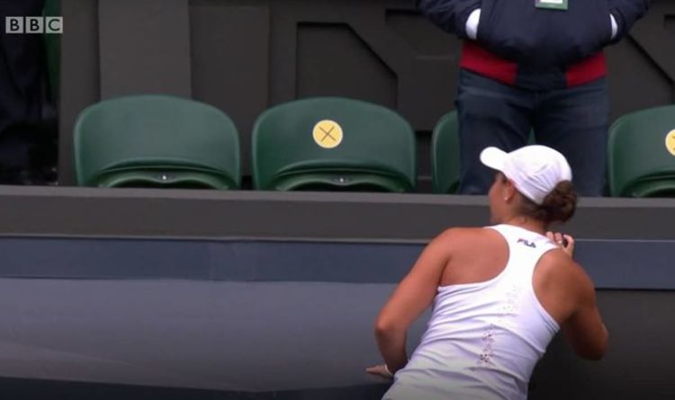Ashleigh Barty told off for emulating Pat Cash in Wimbledon celebration - 'Don't do that'