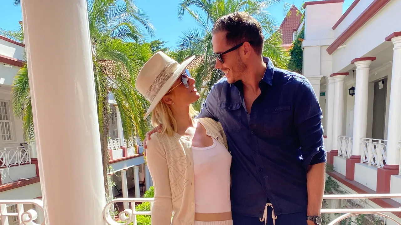 Paris Hilton Sports a Cheeky Vacation Bag With Her New Fiancé