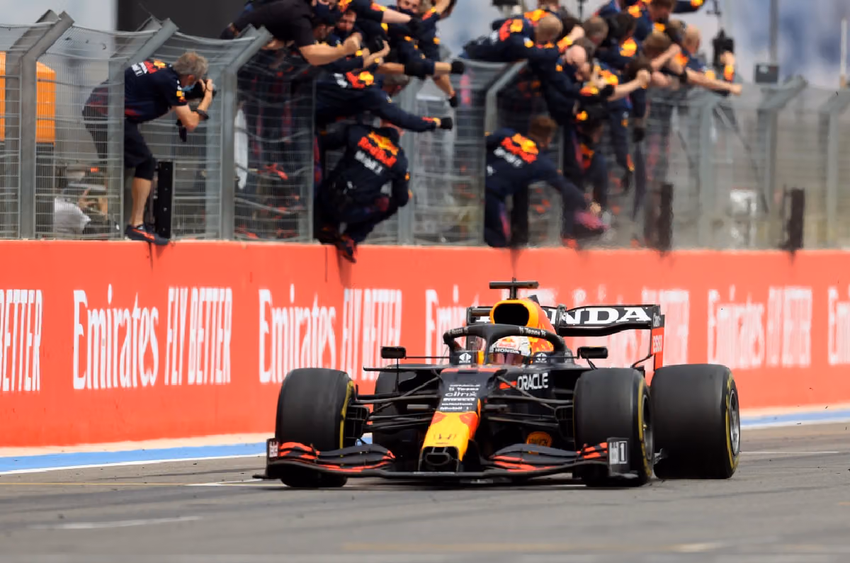 2021 F1: Verstappen wins French GP after late pass on Hamilton
