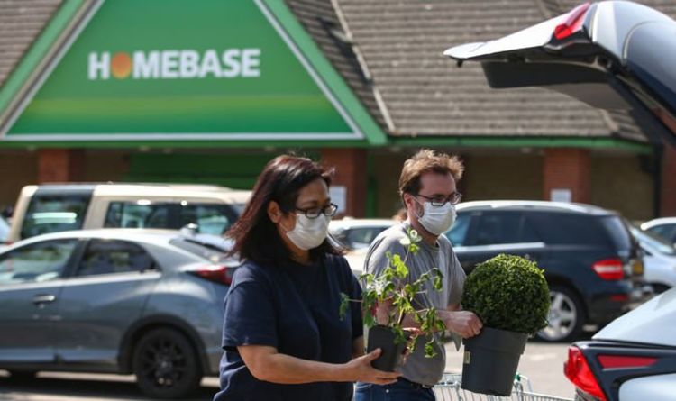 Bank holiday opening hours: What time does Homebase, B&Q, Wickes open this bank holiday?