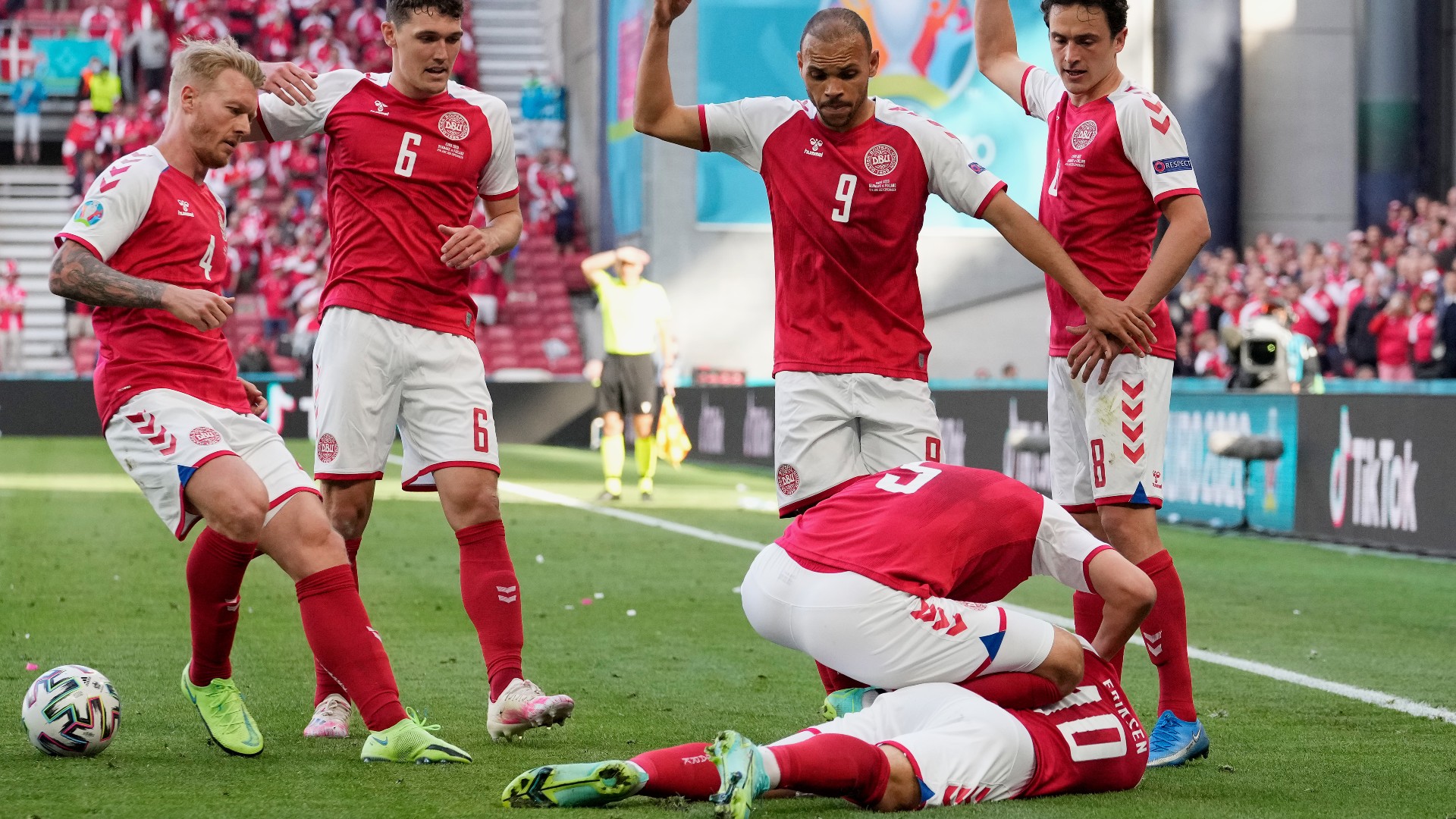 Euro 2021: Denmark vs. Finland suspended after Christian Eriksen collapses on the field