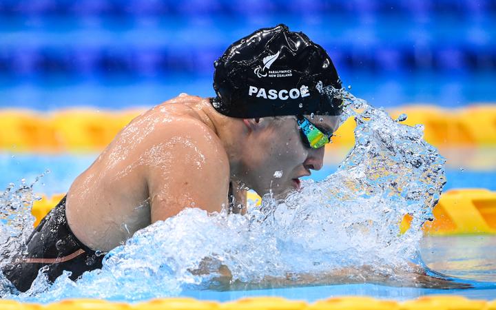 Sophie Pascoe wins gold again