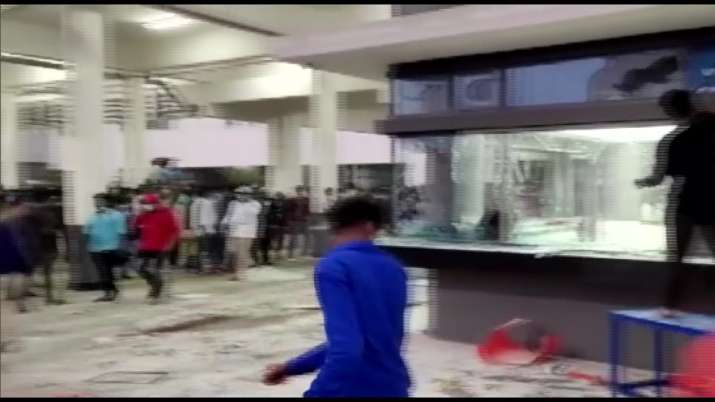iPhone plant in Karnataka vandalised by employees. This is the reason