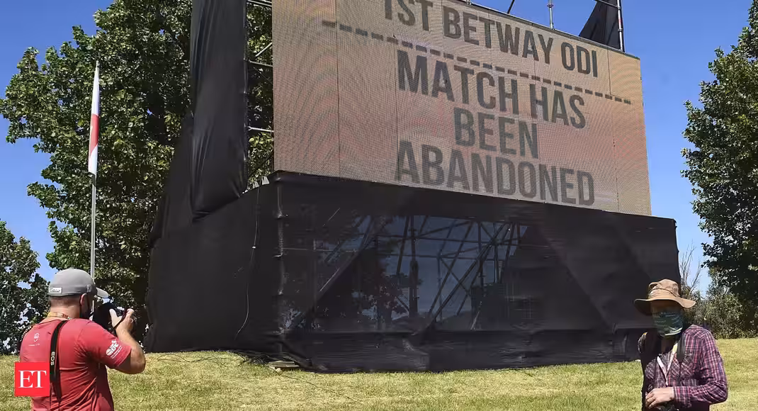 First ODI between South Africa, England abandoned after positive Covid cases