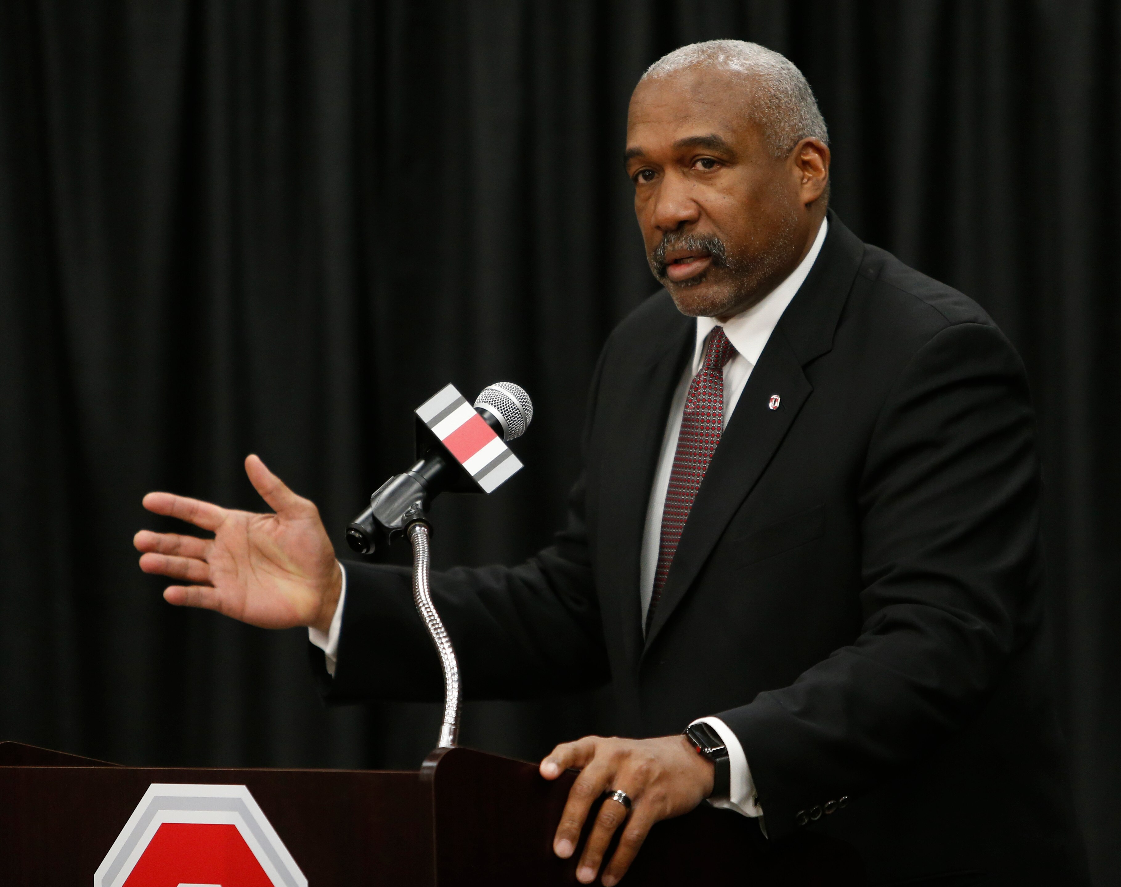Ohio State AD Gene Smith Thinks FBS CFB Teams Should Operate Separate from NCAA