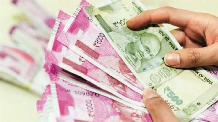 Rupee opens at record low for first time, breaches 81- mark against US dollar