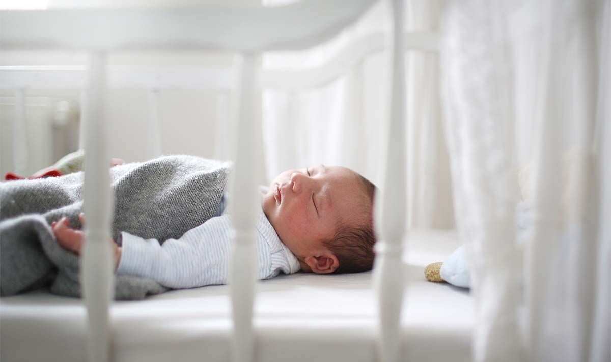 Warning to all parents of babies as new sleep guidelines published – first time since 2016