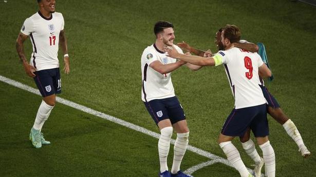 England hammer Ukraine 4-0 to enter Euro semifinals