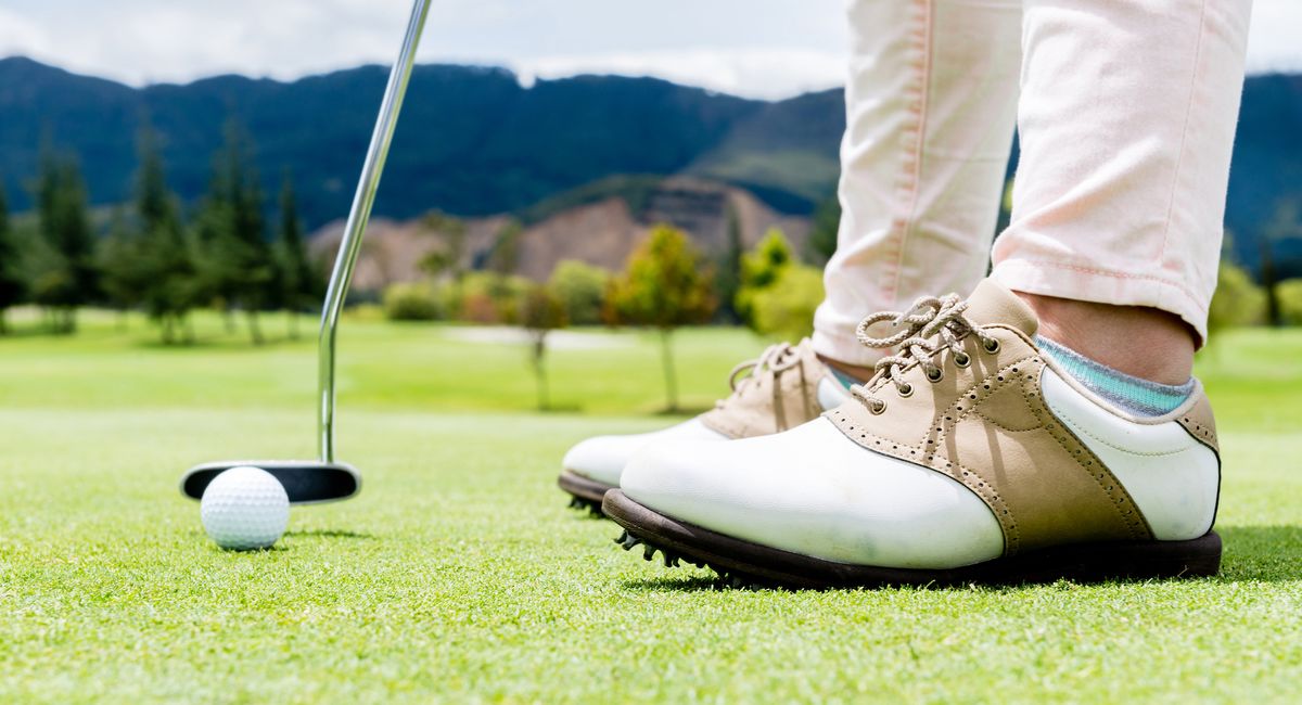 How to clean golf shoes in four simple steps