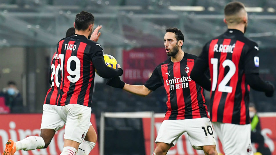 Milan 2-2 Parma: Hernandez brace keeps Serie A leaders' unbeaten record intact