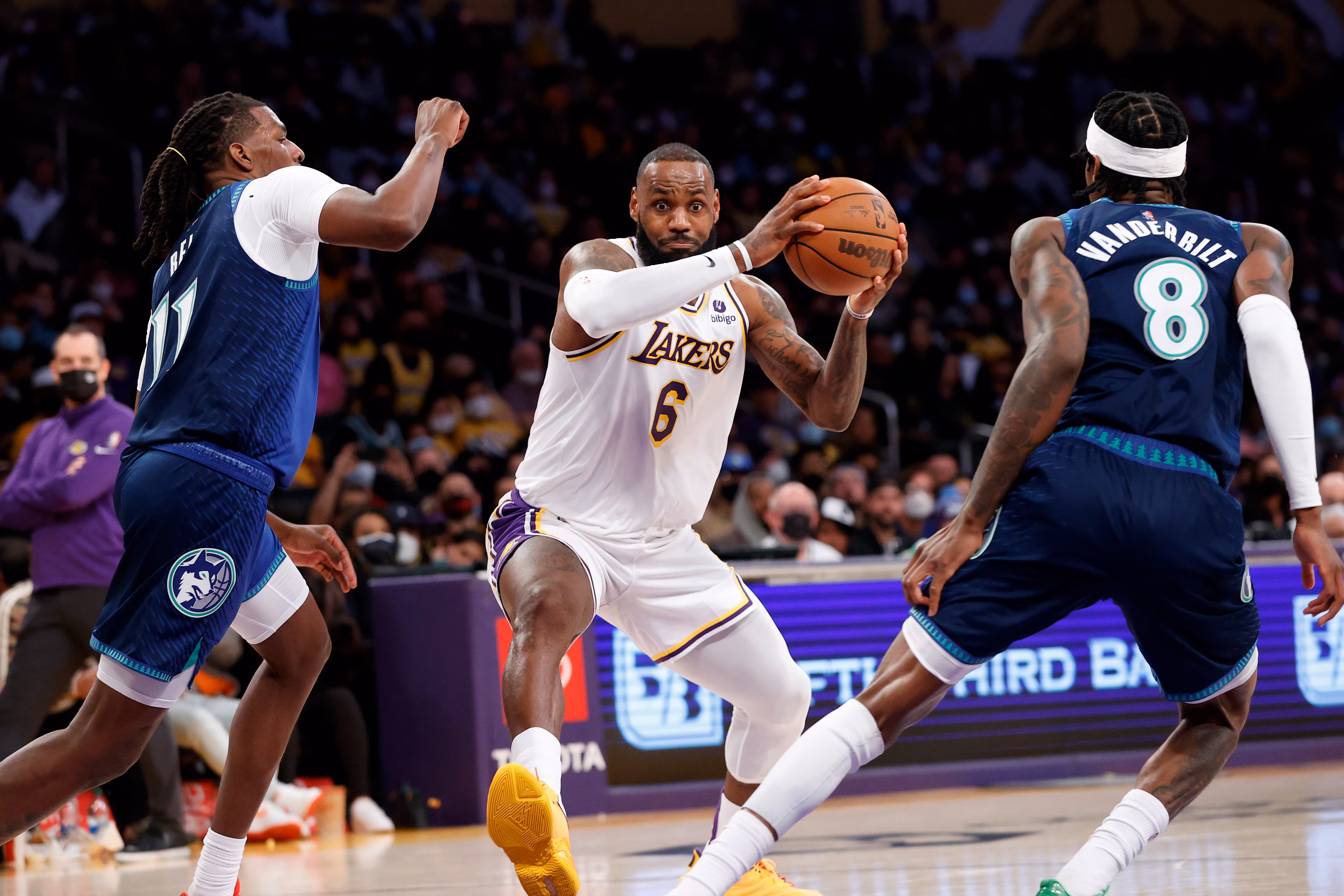 LeBron James Scores 26 Points to Lead Lakers Past Anthony Edwards, Timberwolves