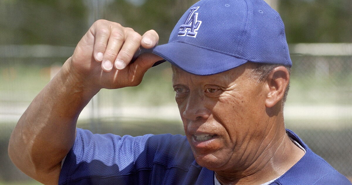 Plaschke: Maury Wills stole Dodger fans' hearts. Changed the game. Not enough for Hall of Fame