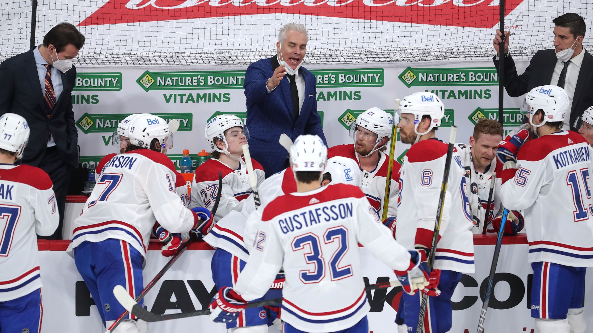 Twitter shows support for Canadiens coach Dominique Ducharme after being sidelined