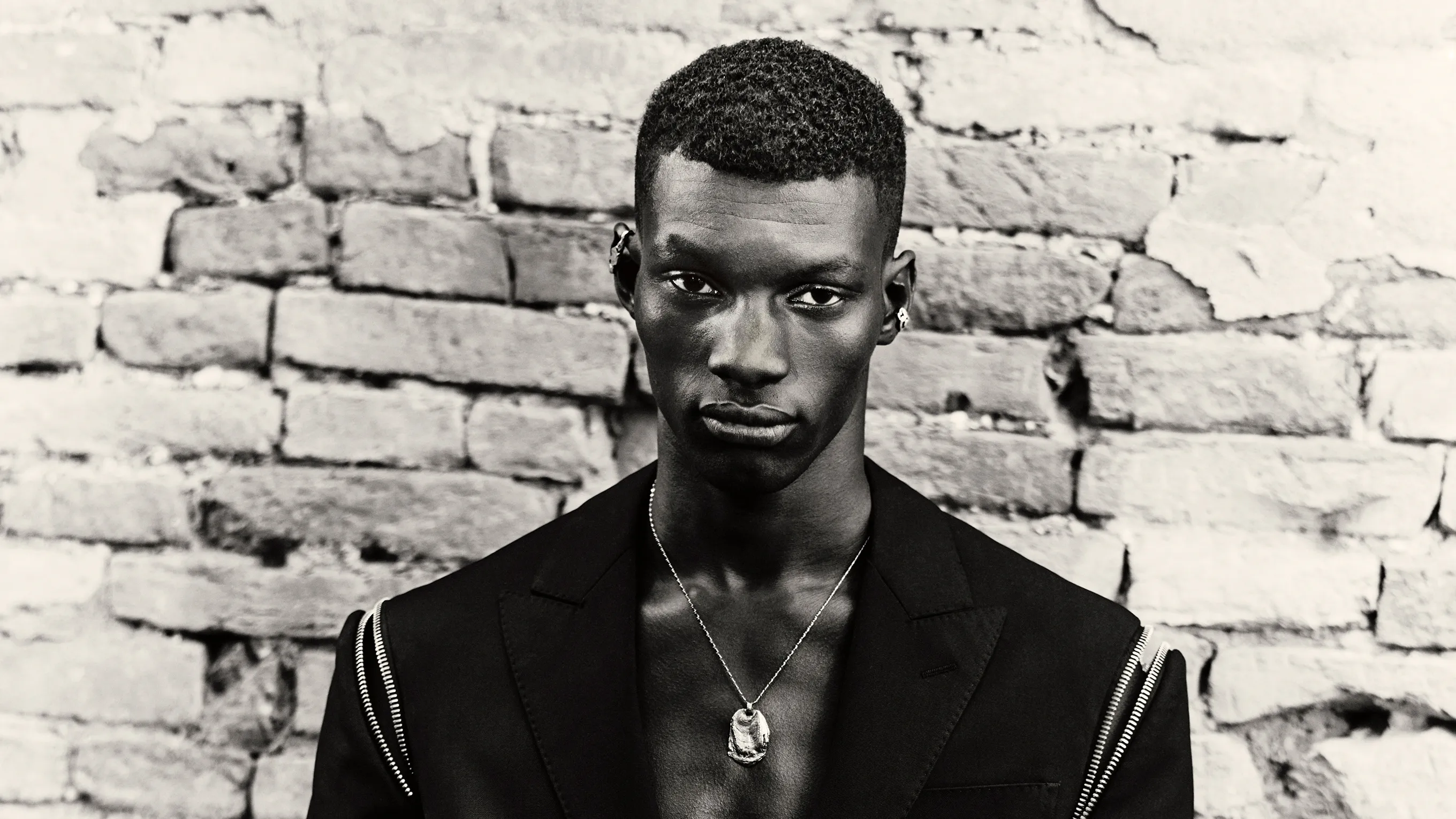 Alexander McQueen Spring 2022 Menswear Collection