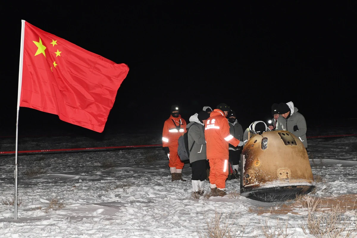 China to Share Moon Samples Brought by Chang’e 5 With Other Countries