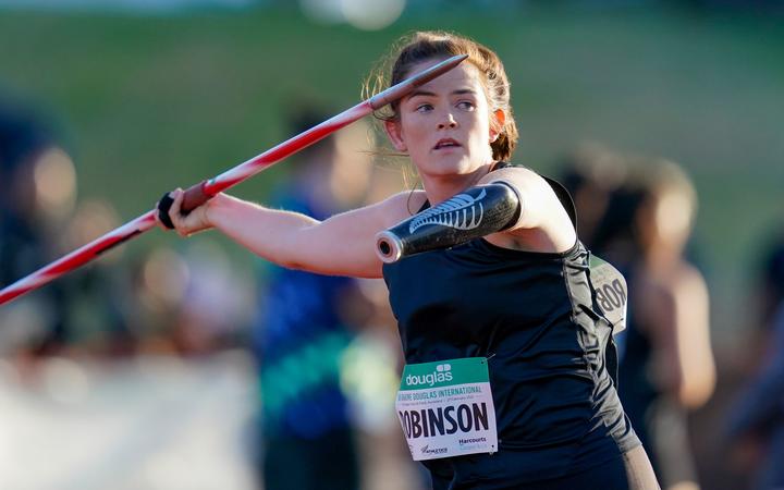 Holly Robinson saves best until last in Paralympics javelin