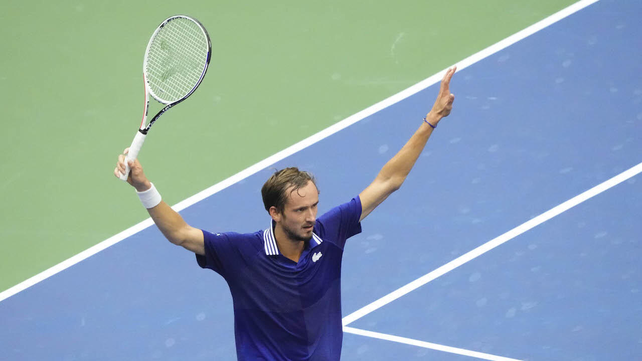 Medvedev wins US Open men’s final, denying Djokovic Grand Slam