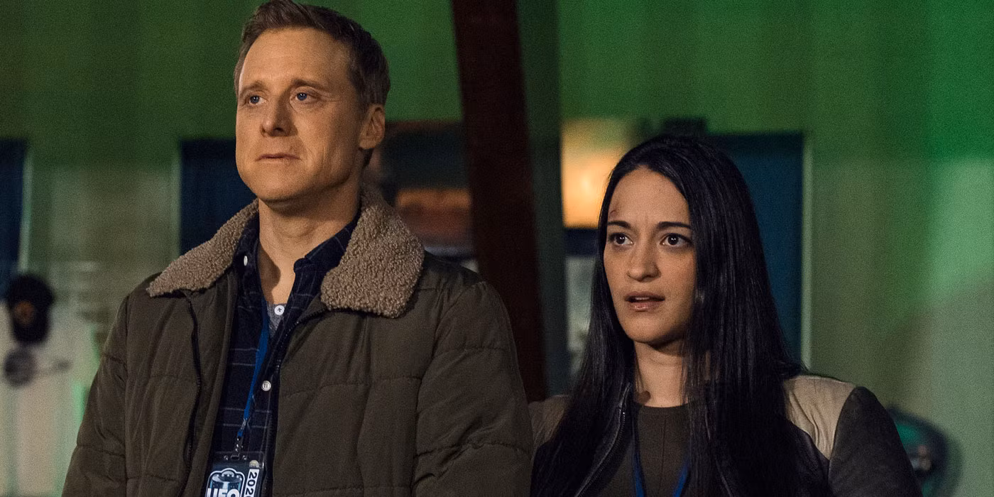 'Resident Alien' Season 2 Sneak Peek Reveals New Footage, Potentially More Aliens