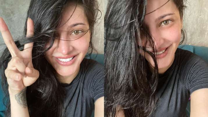 DYK Shruti Haasan secretly dances to nineties music for hours to burn her calories