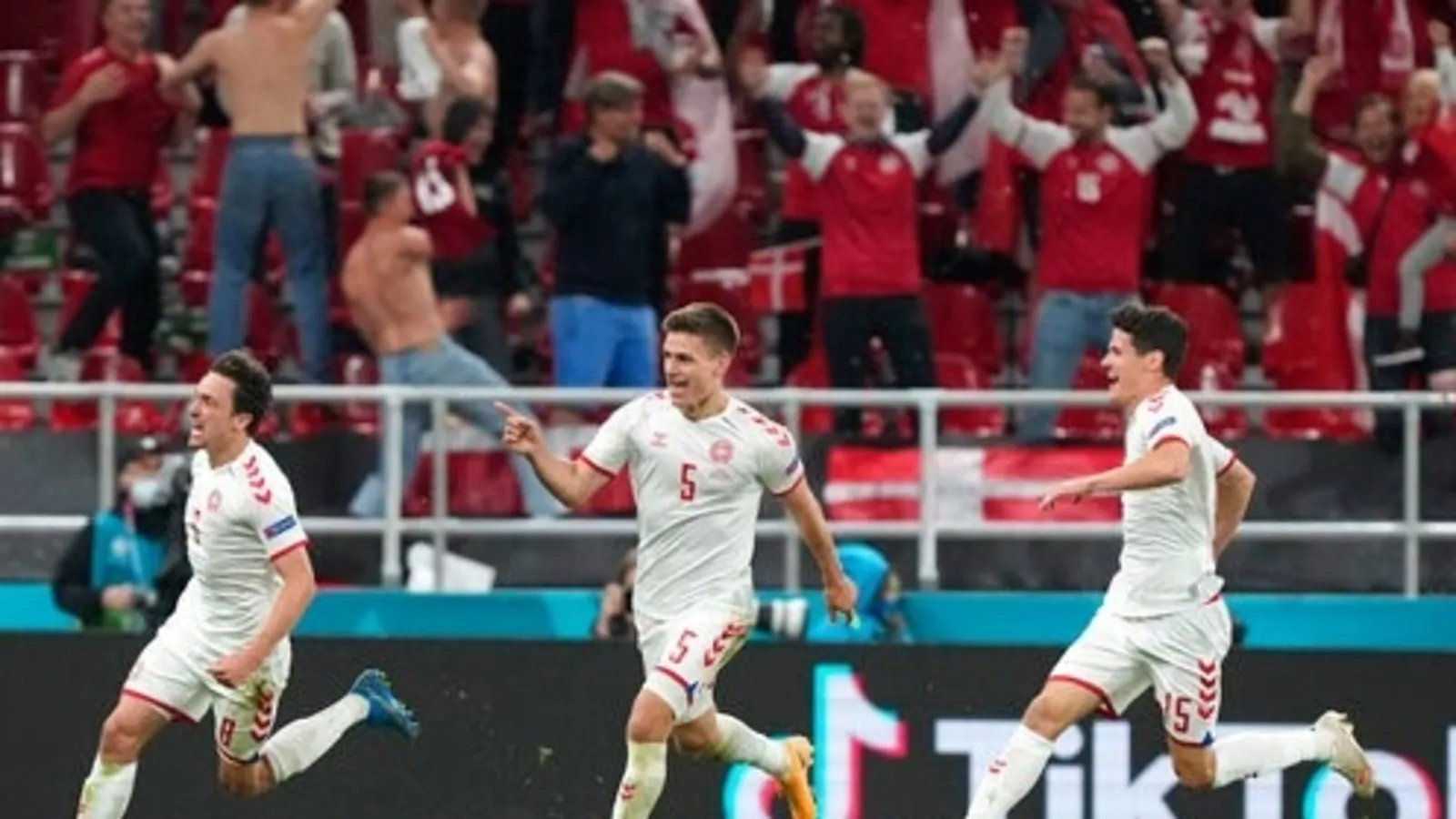 Euro 2020 Highlights: Denmark register memorable 4-1 win against Russia to qualify for R16