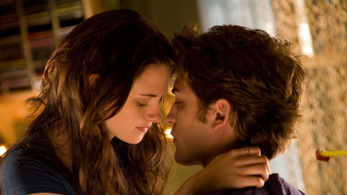 How Kristen Stewart Feels About The Twilight Saga Reaching A New Generation Of Fans Through Netflix